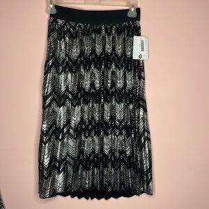 NWT LulaRoe Elegant Jill Skirt